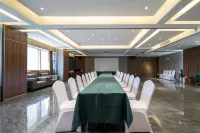 Xixuan Hotel (Korla Peacock River Sailing Plaza)