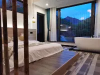 Weilanjian Homestay (Moon Bay Scenic Area) Hotels near Scenic Area of Yueliangwan