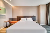 HanTing Hotel (Yuyao Zhong'an Plaza)
