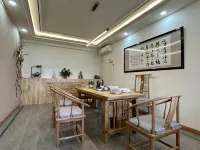 Dunhuang Oasis Theme Hotel