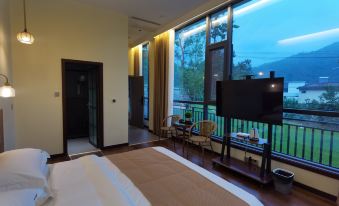 Liuba Yishan Linxi Homestay