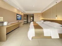 Jinqi Hotel (Urumqi High-speed Railway Station) - balcony