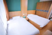 Pudding Hotel (Shunji Railway Station)