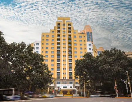 Hengshan Garden Hotel Отели рядом с достопримечательностью «Former Residence of Chen Lifu»