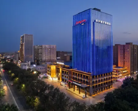 トルファン ハンプトンbyヒルトン ホテル トルファン市のホテル