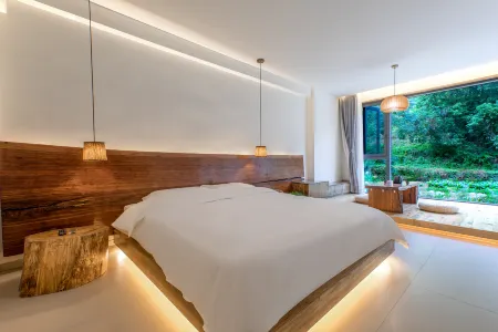 The Laizhiye Luxury Mountain View Leisure Holiday Meisu (Xianju Yong'anxi Drifting Store) Отели рядом с достопримечательностью «Yongan River Drifting»