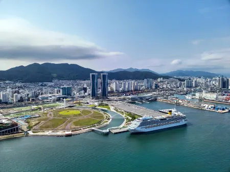 G7 Skyline Hotel Отели рядом с достопримечательностью «Yongdusan Park»
