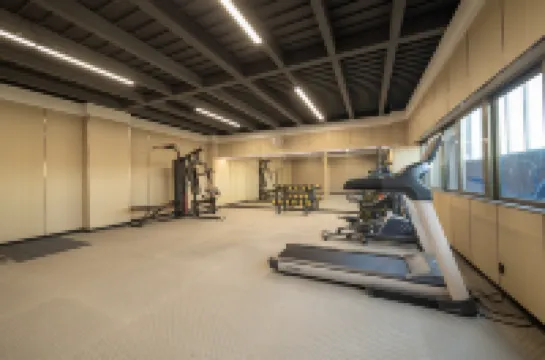 柏麗泉智酒店（江門東站江海廣場店）