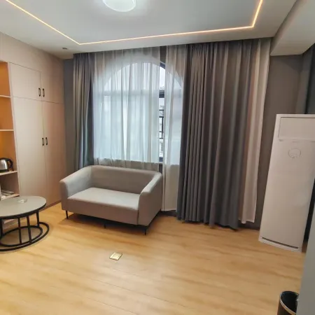 Xiangxiang Stellar E-Sports Hotel (Yunmen Temple Branch)