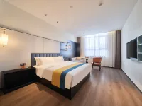 Wuduo Lanyue Hotel (Baoding Military Academy Square Hebei University Store)