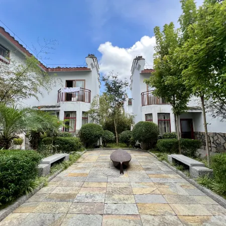 Yijian Hostel