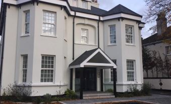 Viridian Apartments in Farnborough Serviced Apartments - Alexandra House