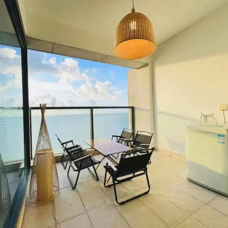 Beihai Beibuwan No.1 Scenic Apartment (Golden Beach)