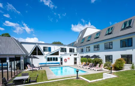 Scenic Hotel Marlborough Отели рядом с достопримечательностью «Marlborough Museum»