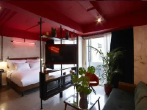 Max Brown Downtown Athens