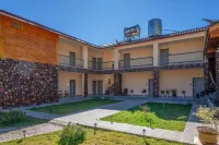 Lugu Lake Ruifeng Mountain Lodge 샤오뤄 수로 마을 주변 호텔