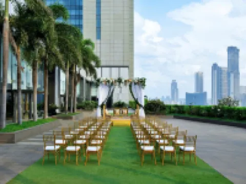 The St. Regis Mumbai Hotels near Dhobi Ghat
