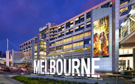 PARKROYAL Melbourne Airport Отели в г. Булла