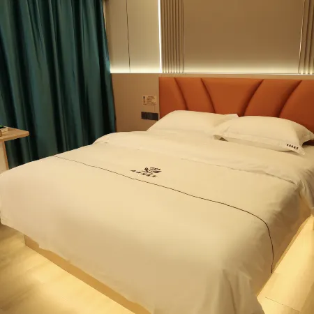 Hotels in Haifeng Viayard