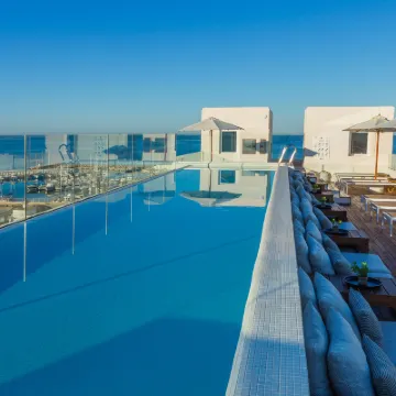 HM Alma Beach - Adults Only Hotels near Palma De Mallorca Airport