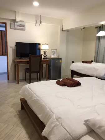 Valentier Cafe and Hotel