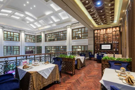 Shunhe Zaozhuang Hotel Отели рядом с достопримечательностью «Guanshi Durian Garden Tourist Resort»