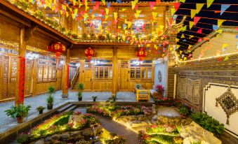 Huatian Pavilion 180° Garden Suhuaxuan Starry Sky View Luxury Villa (Lijiang Airport Branch)