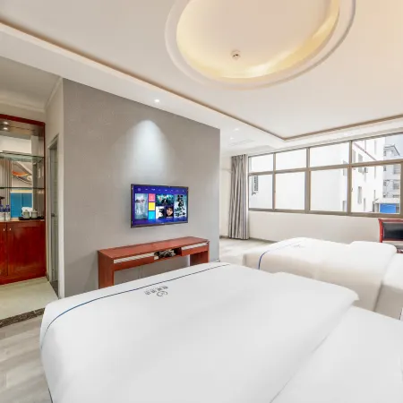 Jianshui Xinyi Hotel