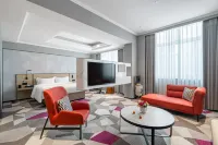 Borrman Hotel (Songshan Scenic Area Shaolin Avenue)