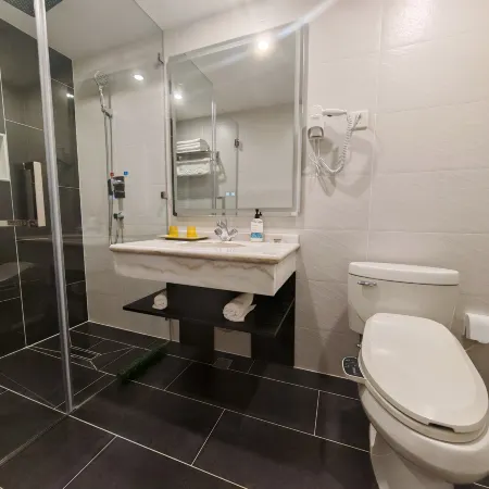 Haowei Mansion hotel Отели рядом с достопримечательностью «Станция метро Mudanyuan»