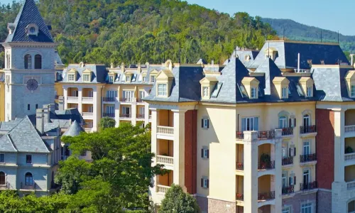 Dragon Lake Princess Hotel