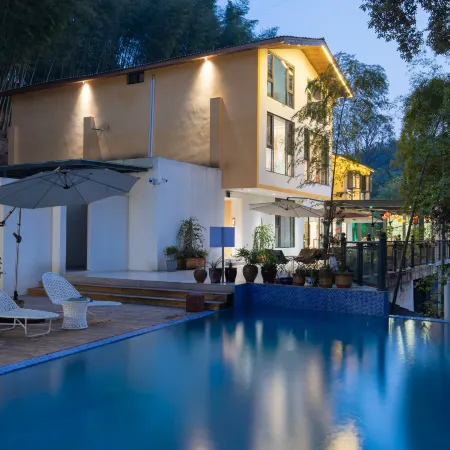 Xitang Hotspring Homestay (Wangyougu Branch)