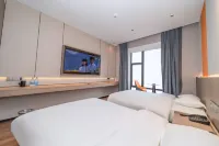 Xiamen Yiying Hotel (Gaoqi Airport) Hotels near Xiamen Gaoqi Intl. Airport