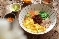 VENTO · Sunlit Golden Peak Lake View Vacation Hotel - 朝食