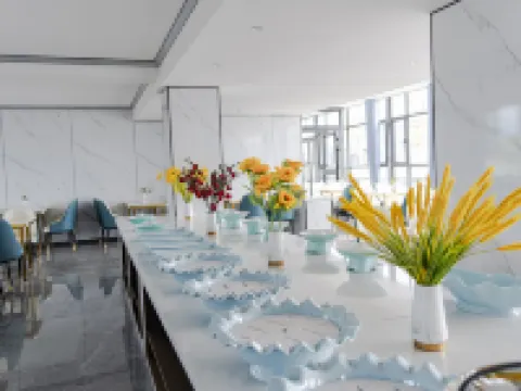 Wenzhou International Hotel Hotels in Tekes County