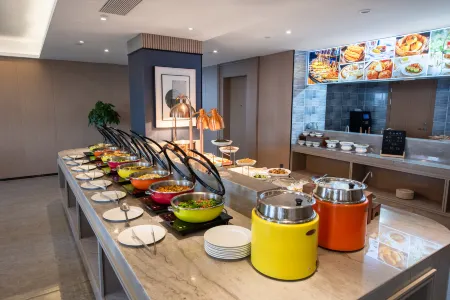 MEHOOD LESTIE Hotel (Nantong Haimen Renminxi Road) Отели рядом со станцией Haimen Railway Station