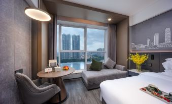 Mehood Elegant Hotel (the Pearl River Night Tour in Ersha Island, Guangzhou)