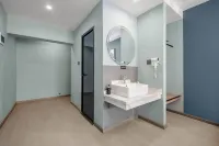 Xishuangbanna Jinghong Ding Xi Ren Yue hao Hotel (Gaozhuang Xingguang)