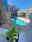 Shenghua Hotels in Helensvale