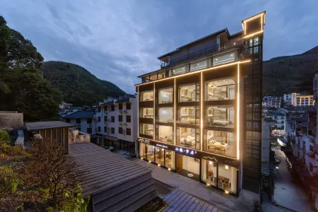 Shanyin Mengju villa intelligent holiday home stay (South Gate Store of Mount Huangshan Scenic Spot) Отели рядом с достопримечательностью «The Guest-Greeting Pine»