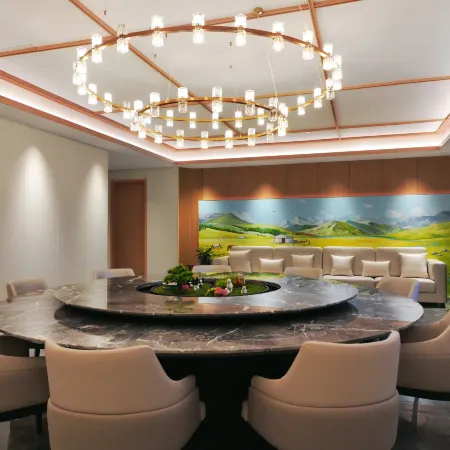 Boya Lijing Hotel (Duku Highway · Bayanbu Lak Scenic Area)
