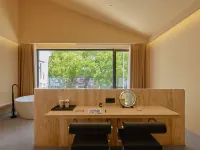 WOPAI Designer Hotel (Suzhou Guanqian Street Yangyuxiang Subway Station Branch) Hotels near Gupanmen