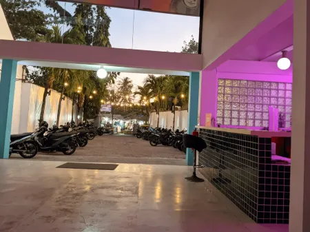 MAD Monkey Kuta Lombok