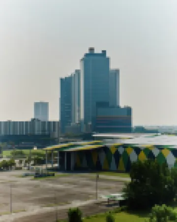 Sunsuria Forum Soho & Residence Suites Setia Alam by Moka