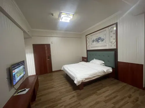 Yuyue Holiday Hotel