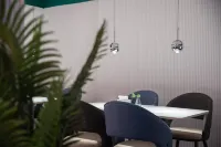 CEO· Lan Hotel - balcony