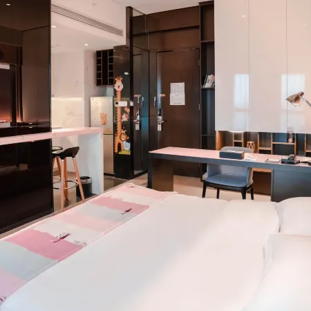 Boxington Hotel (Baoji High-tech High-speed Railway South Station)