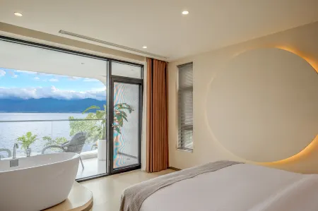 Cloud Tour Small Building · Designer Sea View Meisu  (Dali Double Gallery Shop)