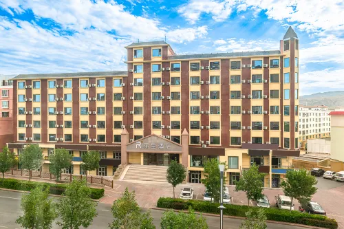 Rezen Fuyun Hotel