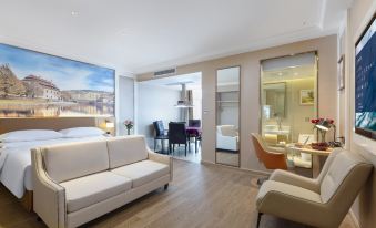 Vienna Hotel (Huizhou Yeting Avenue)